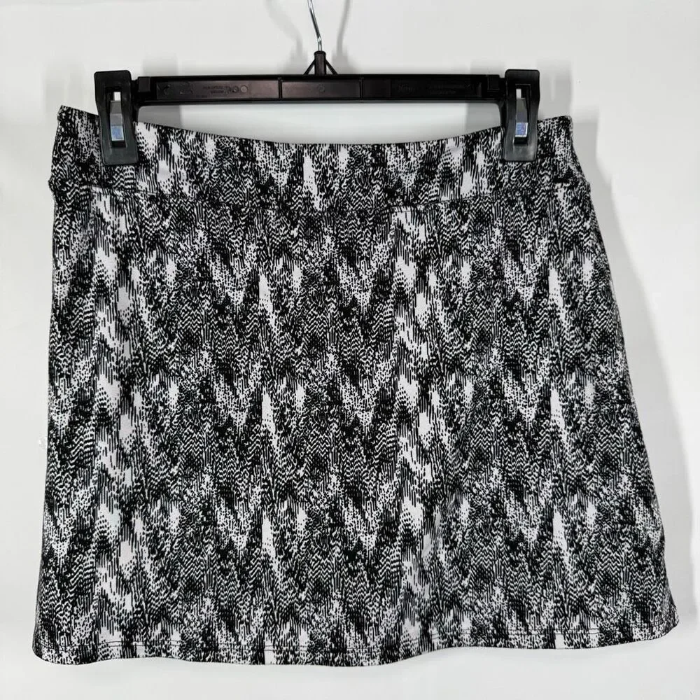 Tranquility Colorado clothing black white pull on athletic skort size small